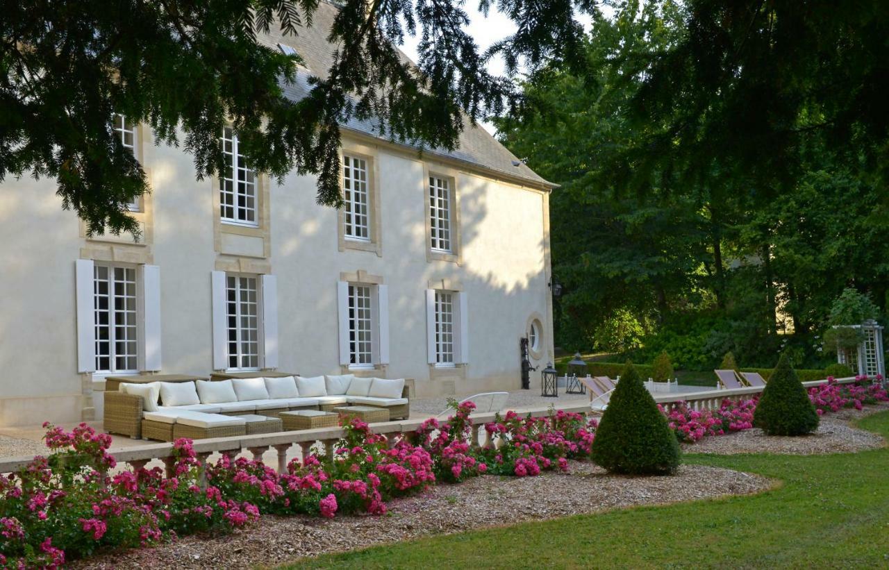 Château Saint Gilles Gueron Exterior foto