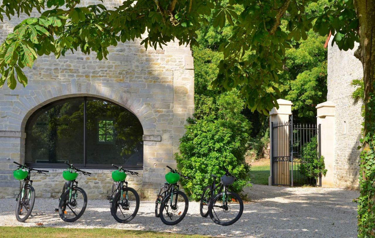 Château Saint Gilles Gueron Exterior foto
